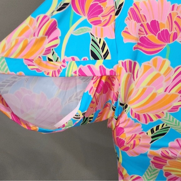 Trina Turk  Poppy Swimsuit Cover Up NEW Size Medium - Picture 2 of 14